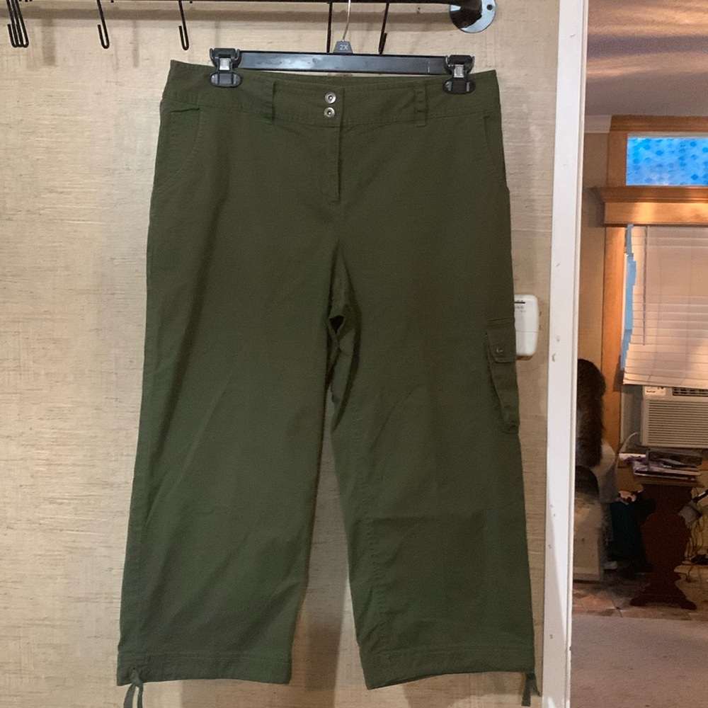 Liz & Company Capris size 12